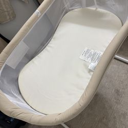 HALO BassiNest Lite – Breathable Baby Bassinet