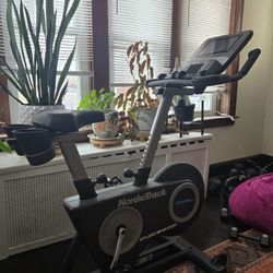 NordicTrack Studio Bike 1000