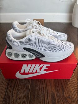 Air Max DNs size 9.5