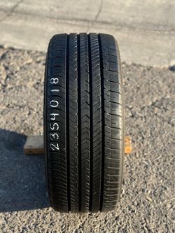 (1) 235/40/18 GOODYEAR EAGLE SPORT