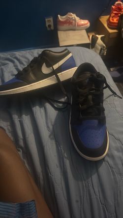 Nike shoes