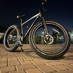 Felt DD70 Fat Tire  Bike