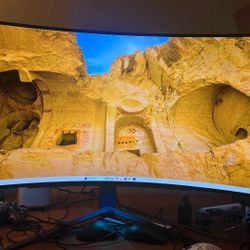 LG Ultragear 45” Oled Gaming Monitor 