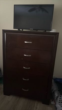 Dark Brown 5-Drawer Tall Dresser