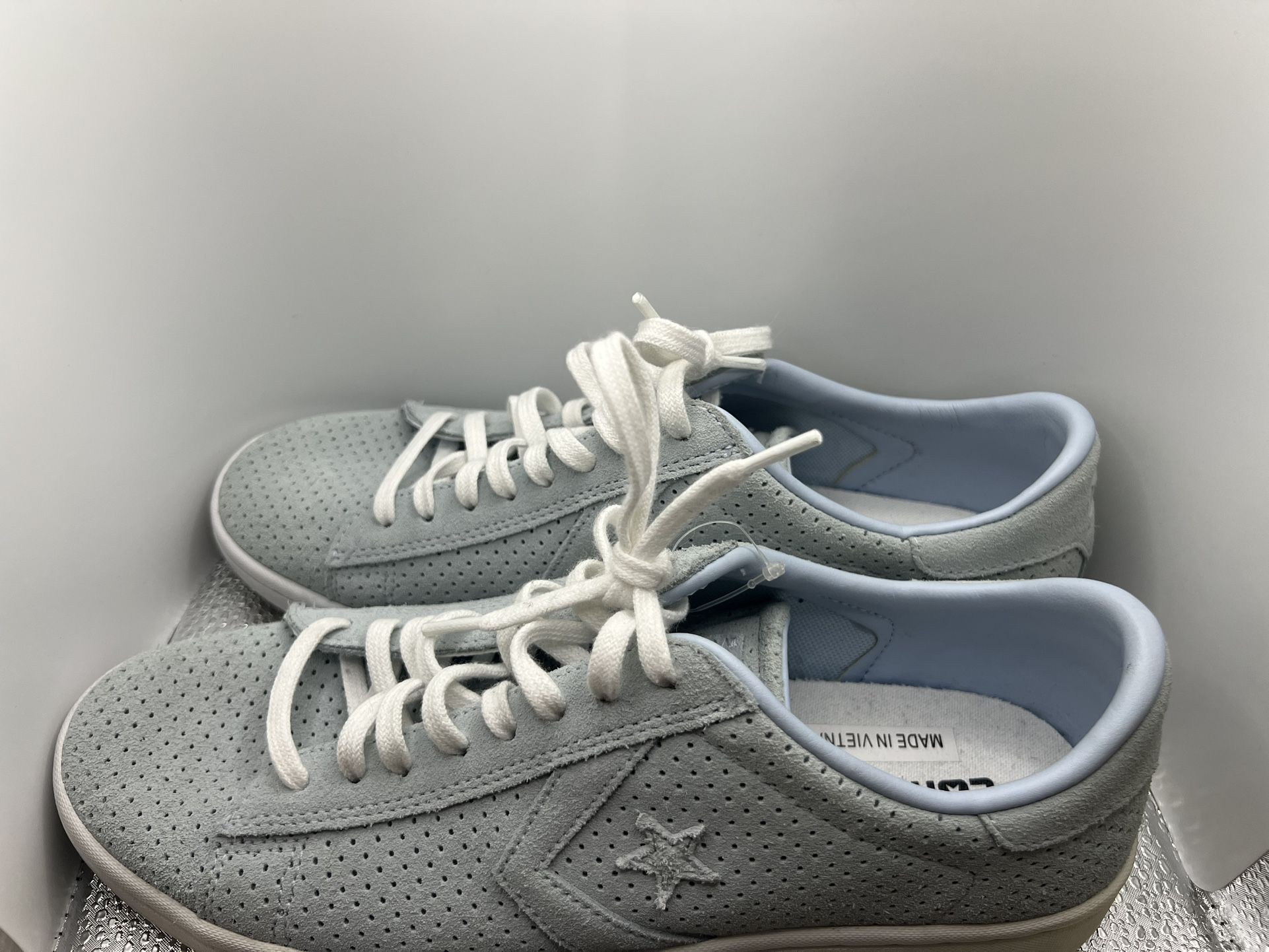 Converse suede pro women’s /mens Shoes