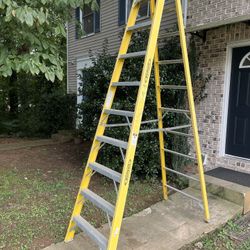 10 ft Ladder Werner Fiberglass A-Frame Ladder