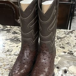 Botas