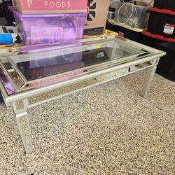 Bob's Furniture "Glamour" Mirrored Coffee Table – Glass Top!