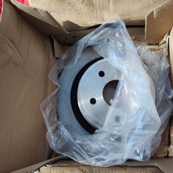 Brand New Rear Brake Rotors And Ceramic Pads For A 2012 Ram 1500 Rear Wheel Drive 