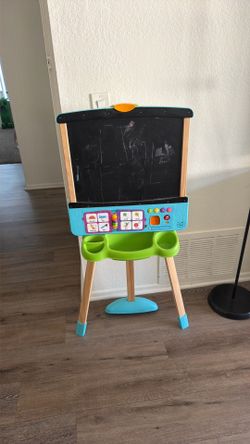 Leapfrog interactive easel