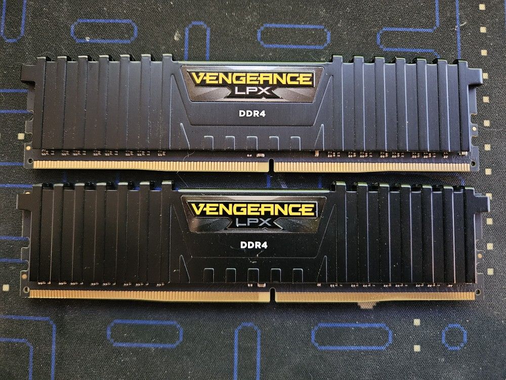 Vengeance 16gb RAM 3600Mhz