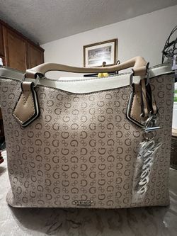 Guess Hand Bag