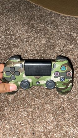 PlayStation 4 controller