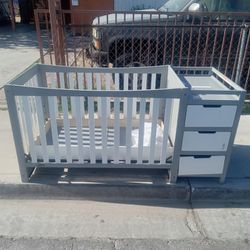 Baby Crib  and  Playpen (Like New)