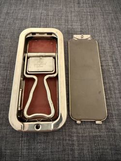 Vintage shaving blade sharpener