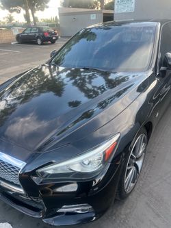 2015 Infiniti Q50