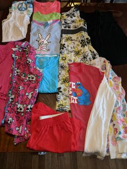 13 Items Size 10/12 Girls: 2 tanks, 4 ss, 4 ls,1 dress, 1 short,1 top