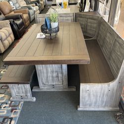 Breakfast Nook