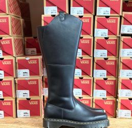 Dr Martens Amayah Knee High Boot