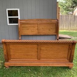 Beautiful Handcrafted Solid Oak King Size Sleigh Bed With Cross Rails  