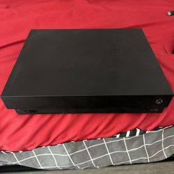 Xbox One X 1TB