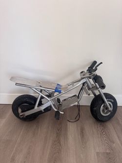 Razor Mini Dirt Bike Rolling Chassis Frame Fork Wheels Handlebar Parts Project