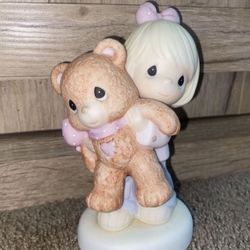 Precious Moments Figurine 