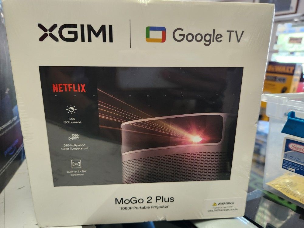 Xgimi Mogo 2 Plus Full HD Smart Projector.  Google Tv