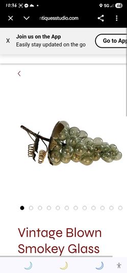 Vintage quart crystal grape decor
