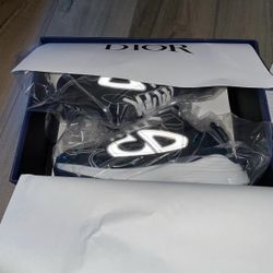 white & black Christian Dior B30