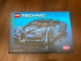 LEGO Technic Bugatti Chiron Set 42083