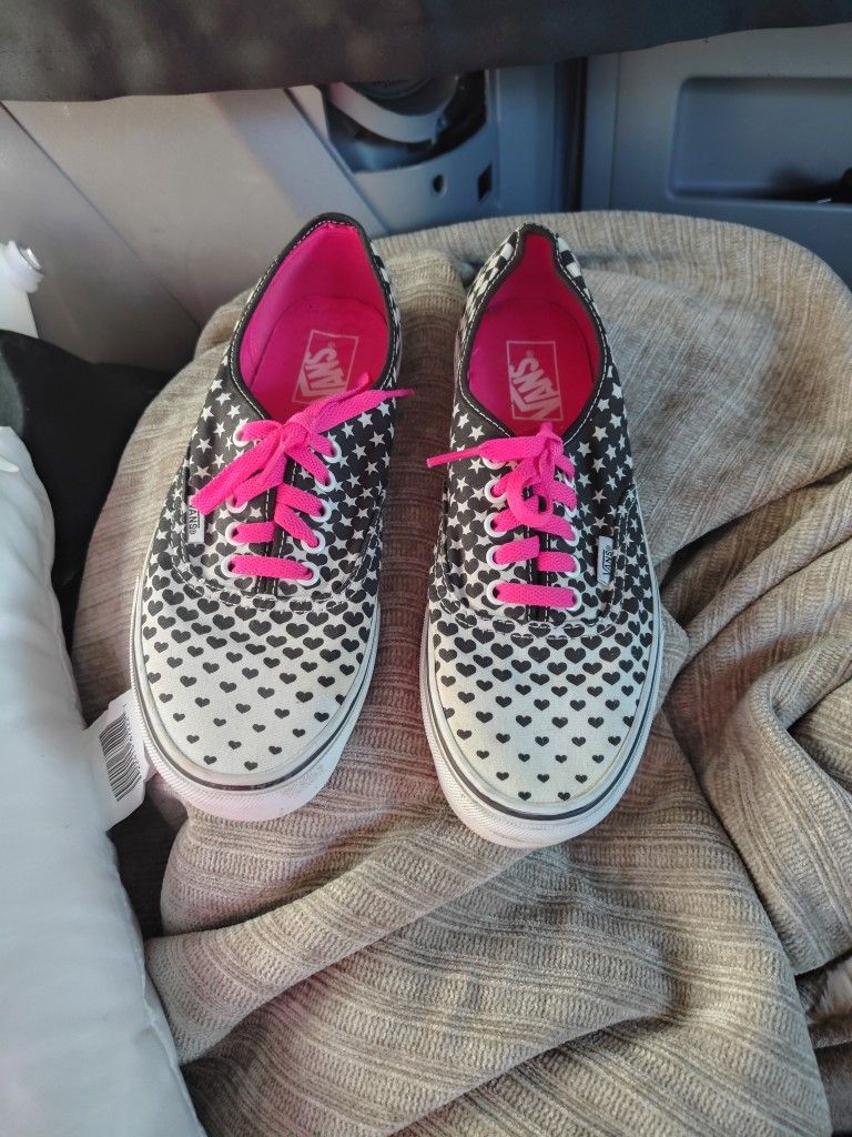Vans 9/12 Women's. 8 Mens