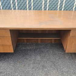 Large Desk