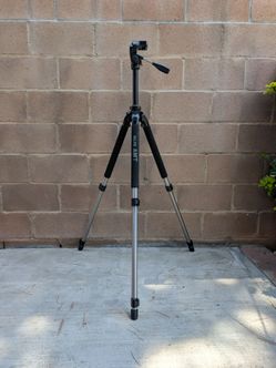 Slik PRO 700DX Tripod