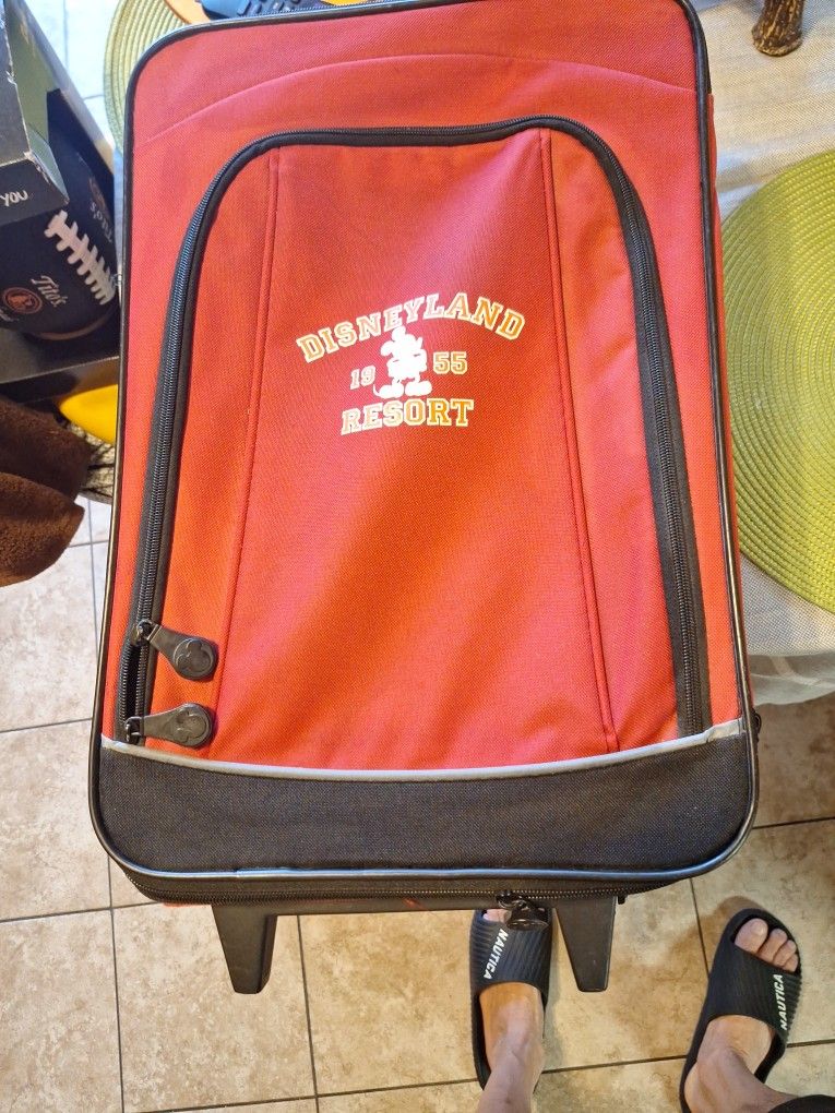 VINTAGE 1955 DISNEYLAND RESORT SUITCASE. $80 FIRM PRICE