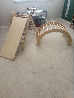 Wooden Pikler Triangle Set with Arch and Ramp