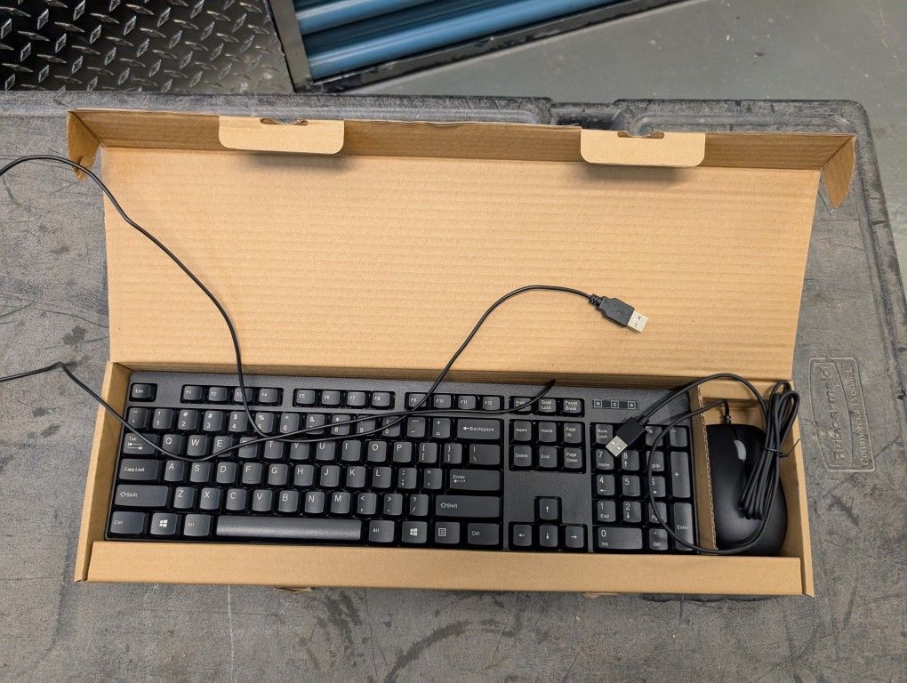 Generic USB wired Keyboard & Wired Mouse.