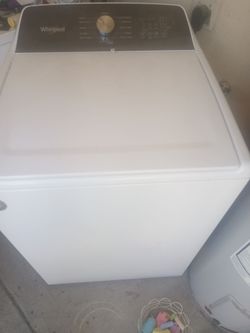 Whirlpool washer practically new