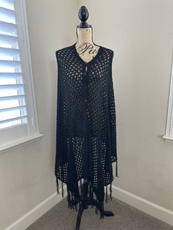 Lularoe Mimi Black Crochet Poncho O/S