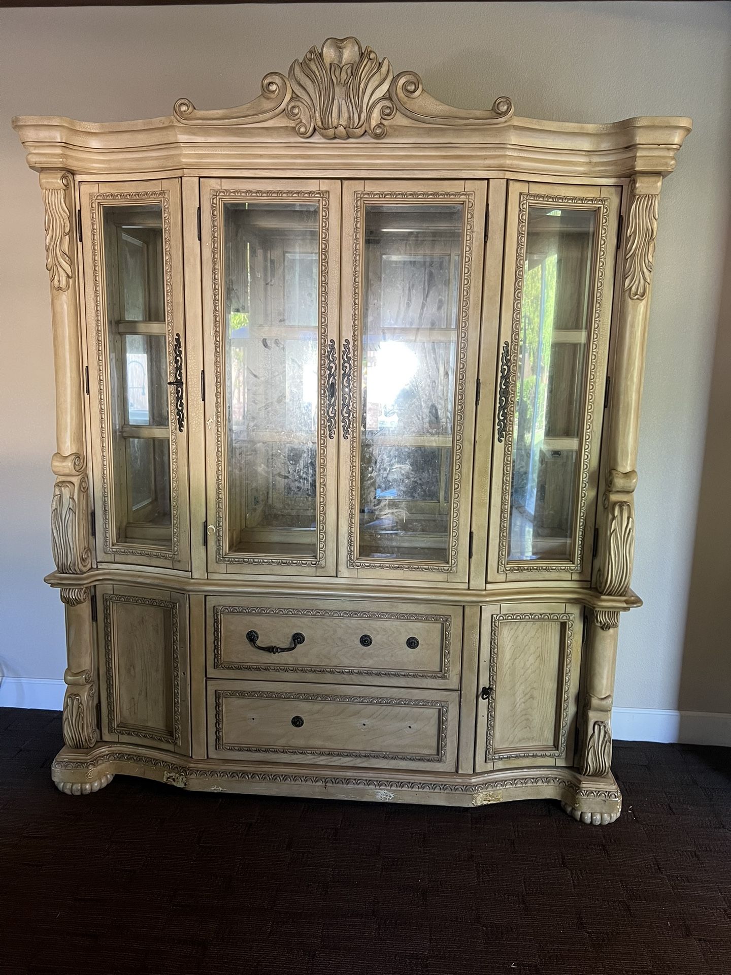 Dinning table / china cabinet