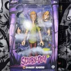 Jada Scooby-Doo! Wave 1 Shaggy Action Figure 1:12 Deluxe Scale Toys  6" Tall