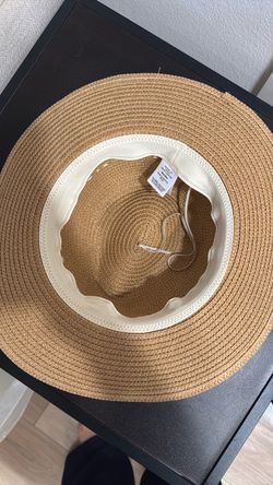2-Pack Wide Brim Woven Sun Hats – Tan & White