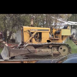 Case bulldozer dozer crawler small w/ heavy duty Tri axle trailer