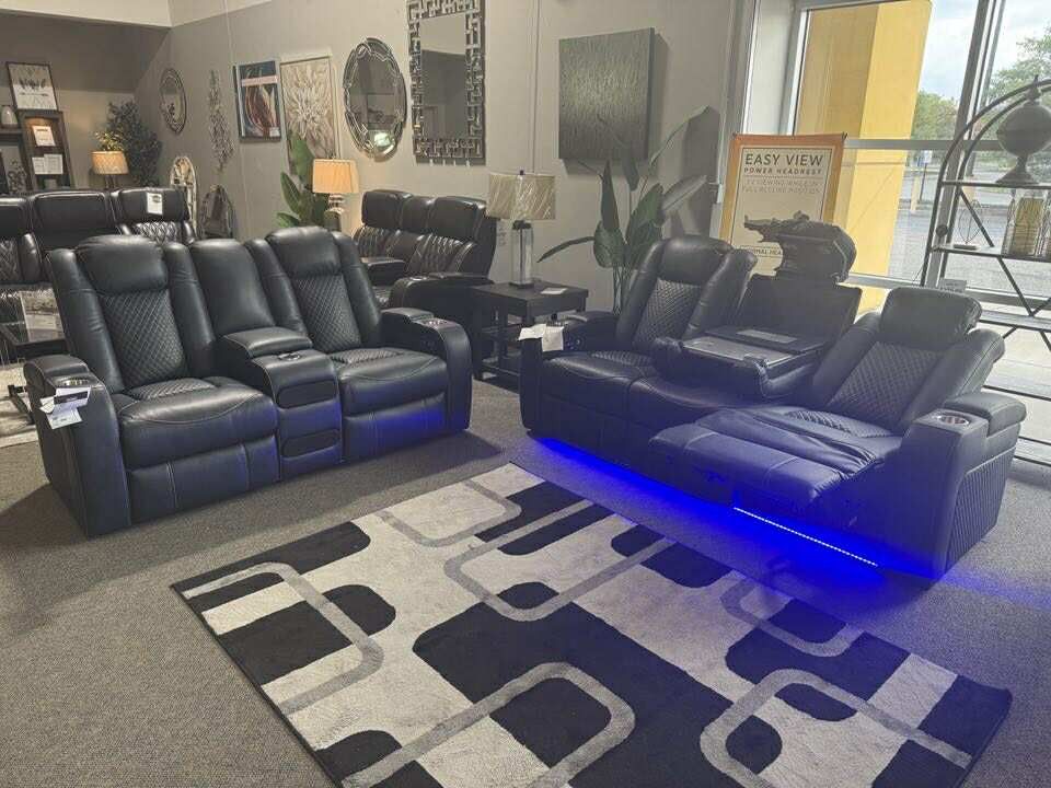 OM• $38 Initial • Brand New Flyne Dyme Power Reclining Sofa And Loveseat