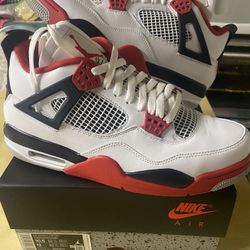 Jordan 4 Fire Red Size 10.5 -$400