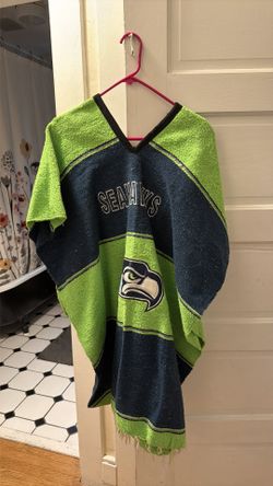 Seahawks poncho