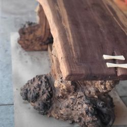 "BLACK WALNUT"      TABLE   VERY RARE BASE