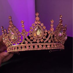 2 Quince Crowns Red And Rose Gold 