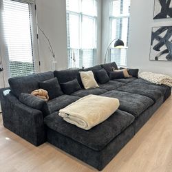 BRAND NEW Couch – Still in Box – Modular & Customizable!