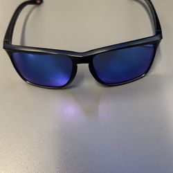 Oakley Sylas Sunglasses OO9448F-0458 Prizm Sapphire Blue Lenses Product Overview Elevate your eyewear collection with these authentic Oakley Sylas sun